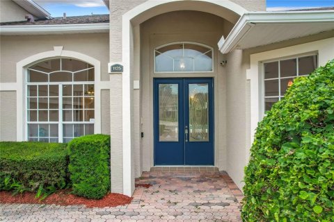 House in Winter Garden, Florida 5 bedrooms, 340.3 sq.m. № 1374778 - photo 7