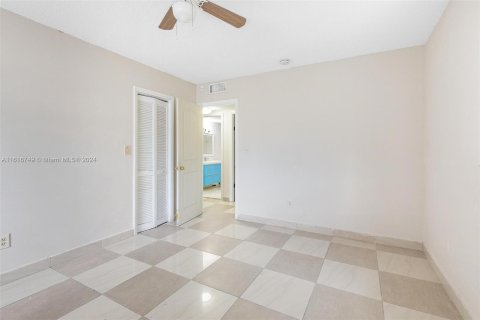 Copropriété à vendre à Miami, Floride: 2 chambres, 85.47 m2 № 1238286 - photo 15