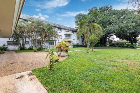 Copropriété à vendre à Miami, Floride: 2 chambres, 85.47 m2 № 1238286 - photo 26