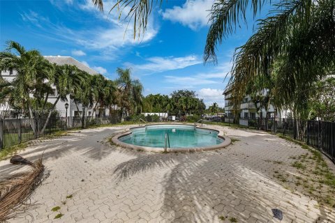 Copropriété à vendre à Miami, Floride: 2 chambres, 85.47 m2 № 1238286 - photo 23