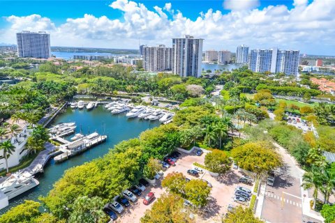 Condo in Aventura, Florida, 3 bedrooms  № 1332436 - photo 18