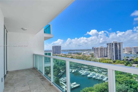 Condo in Aventura, Florida, 3 bedrooms  № 1332436 - photo 15