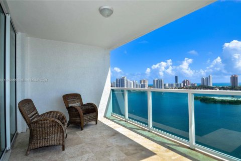 Condo in Aventura, Florida, 3 bedrooms  № 1332436 - photo 11