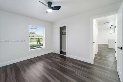 Villa ou maison à vendre à Port St. Lucie, Floride: 3 chambres, 140.65 m2 № 1332344 - photo 11