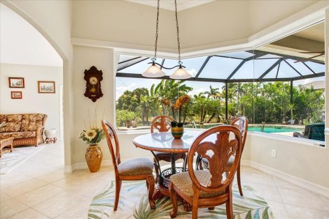 Villa ou maison à vendre à Punta Gorda, Floride: 3 chambres, 239.87 m2 № 1251174 - photo 10