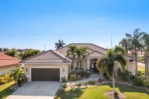 Casa en venta en Punta Gorda, Florida, 3 dormitorios, 239.87 m2 № 1251174 - foto 3