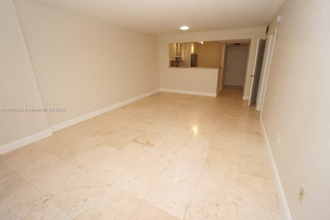 Condominio en venta en Miami Beach, Florida, 1 dormitorio, 69.68 m2 № 1234375 - foto 8