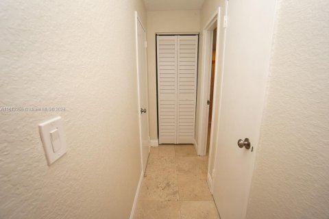 Condominio en venta en Miami Beach, Florida, 1 dormitorio, 69.68 m2 № 1234375 - foto 18