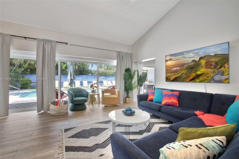 Casa en venta en Fort Lauderdale, Florida, 6 dormitorios, 312.71 m2 № 1360465 - foto 5