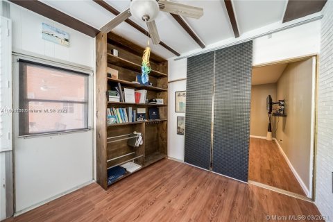 Casa en alquiler en Hollywood, Florida, 4 dormitorios, 161 m2 № 271327 - foto 27