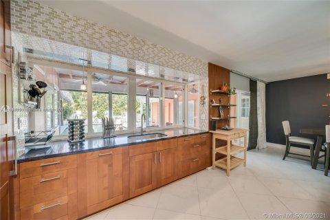 Casa en alquiler en Hollywood, Florida, 4 dormitorios, 161 m2 № 271327 - foto 19