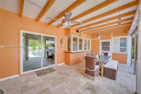 Villa ou maison à louer à Hollywood, Floride: 4 chambres, 161 m2 № 271327 - photo 23