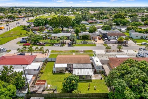 Villa ou maison à vendre à Miami, Floride: 3 chambres, 119.47 m2 № 1384260 - photo 20