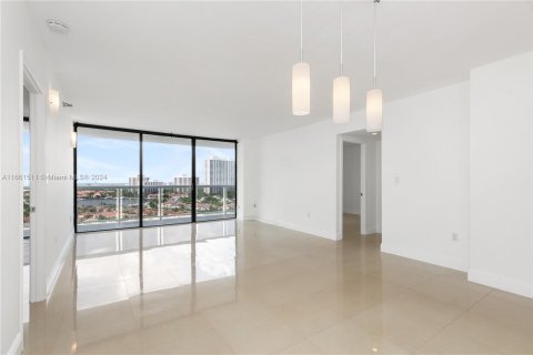 Condo in Aventura, Florida, 2 bedrooms  № 1384061 - photo 9