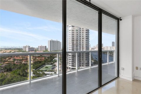 Condominio en venta en Aventura, Florida, 2 dormitorios, 95.97 m2 № 1384061 - foto 12