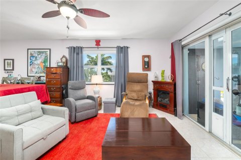 Copropriété à vendre à Oakland Park, Floride: 1 chambre, 55.74 m2 № 1232456 - photo 14