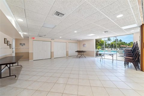 Copropriété à vendre à Oakland Park, Floride: 1 chambre, 55.74 m2 № 1232456 - photo 28