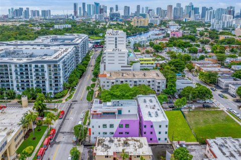 Propiedad comercial en venta en Miami, Florida № 1232453 - foto 15