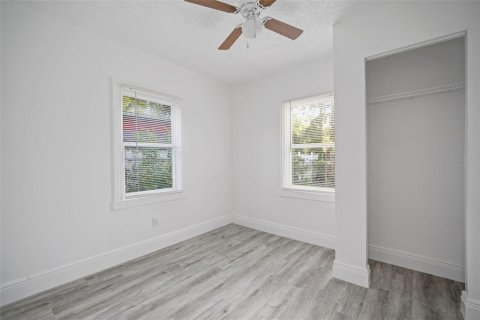 House in Tampa, Florida 3 bedrooms, 78.41 sq.m. № 1338340 - photo 20