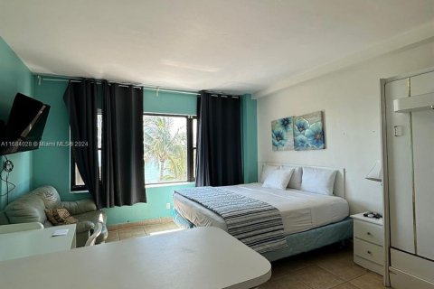 Condominio en venta en Miami Beach, Florida, 32.05 m2 № 1441525 - foto 4