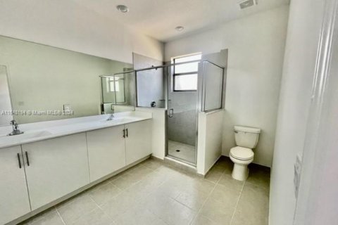 Townhouse in Miami, Florida 3 bedrooms, 157.66 sq.m. № 1330658 - photo 14