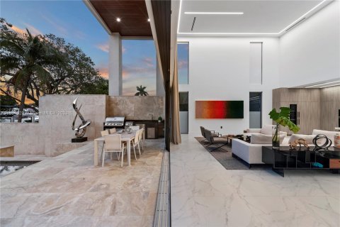 Villa ou maison à vendre à Miami, Floride: 6 chambres, 641.21 m2 № 911888 - photo 23