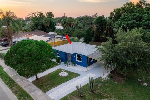 Villa ou maison à vendre à Tampa, Floride: 2 chambres, 64.94 m2 № 1324357 - photo 19