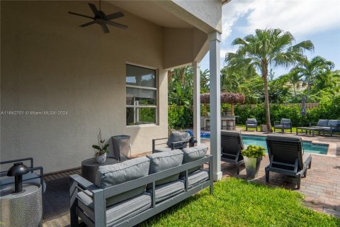 House in Boca Raton, Florida 3 bedrooms, 156.91 sq.m. № 1321321 - photo 6