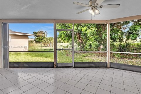 House in Deerfield Beach, Florida 2 bedrooms, 125.98 sq.m. № 1321283 - photo 23