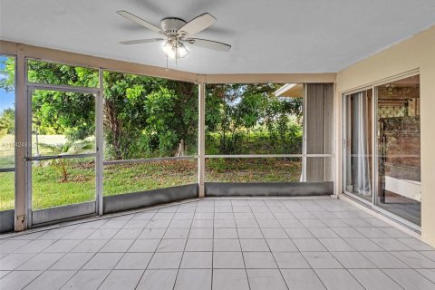 Casa en venta en Deerfield Beach, Florida, 2 dormitorios, 125.98 m2 № 1321283 - foto 22