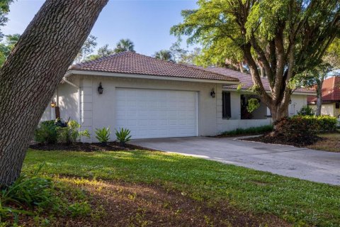 House in Fort Myers, Florida 4 bedrooms, 241.17 sq.m. № 865403 - photo 3