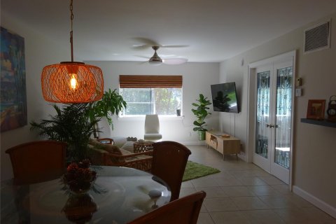 Condominio en venta en Wilton Manors, Florida, 1 dormitorio, 69.68 m2 № 808425 - foto 9