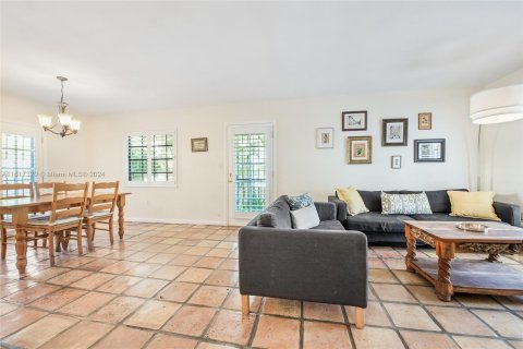 Condo in Coral Gables, Florida, 3 bedrooms  № 1268988 - photo 3