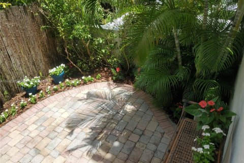 Condo in Coral Gables, Florida, 3 bedrooms  № 1268988 - photo 21