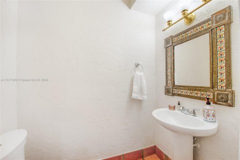 Condo in Coral Gables, Florida, 3 bedrooms  № 1268988 - photo 11