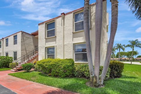 Copropriété à vendre à Delray Beach, Floride: 2 chambres, 93.37 m2 № 1186543 - photo 1