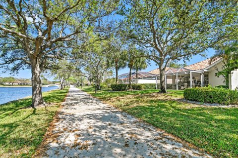 Villa ou maison à vendre à West Palm Beach, Floride: 3 chambres, 193.61 m2 № 1186541 - photo 9