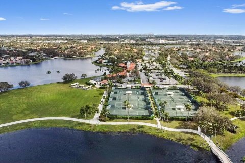 Villa ou maison à vendre à West Palm Beach, Floride: 3 chambres, 193.61 m2 № 1186541 - photo 5