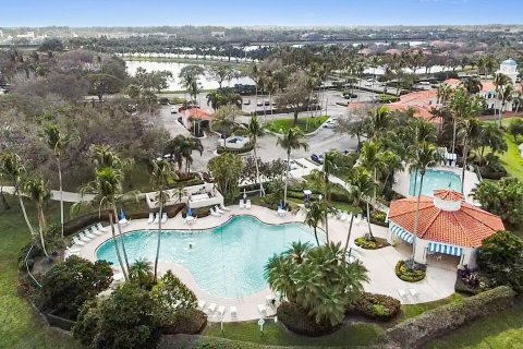 Villa ou maison à vendre à West Palm Beach, Floride: 3 chambres, 193.61 m2 № 1186541 - photo 3