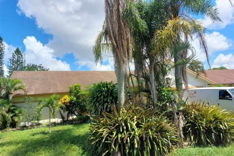 Casa en venta en Miramar, Florida, 3 dormitorios, 168.52 m2 № 1356775 - foto 2