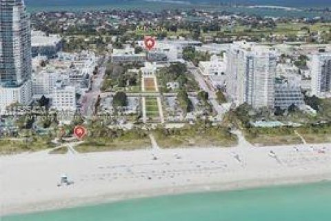 Condo in Miami Beach, Florida, 1 bedroom  № 1171783 - photo 21