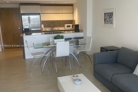 Condominio en venta en Miami Beach, Florida, 1 dormitorio, 71.16 m2 № 1171783 - foto 4