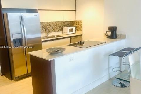 Condominio en venta en Miami Beach, Florida, 1 dormitorio, 71.16 m2 № 1171783 - foto 7