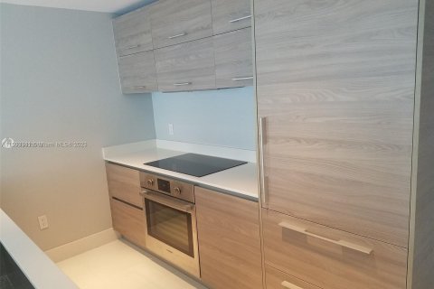 Condominio en venta en Miami, Florida, 2 dormitorios, 101.08 m2 № 911912 - foto 10