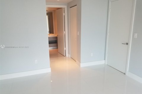 Copropriété à vendre à Miami, Floride: 2 chambres, 101.08 m2 № 911912 - photo 14