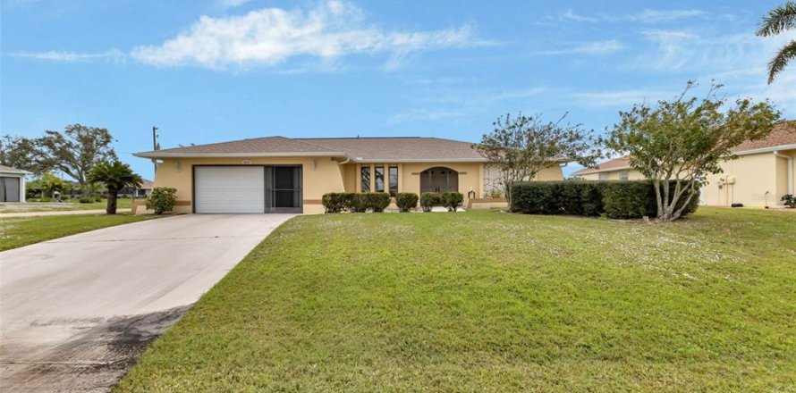 Casa en Punta Gorda, Florida 3 dormitorios, 183.48 m2 № 943557