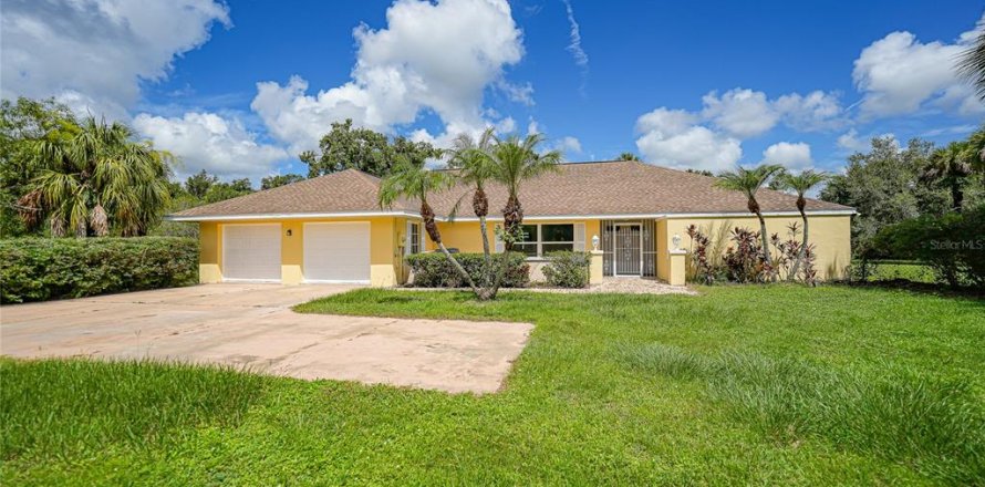 Villa ou maison à North Port, Floride 4 chambres, 244.61 m2 № 1338855