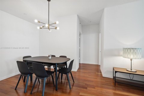 Condo in Miami Beach, Florida, 1 bedroom  № 611788 - photo 6