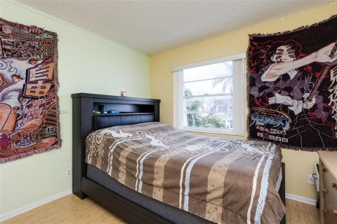 Adosado en venta en Hallandale Beach, Florida, 3 dormitorios, 167.6 m2 № 1080363 - foto 22