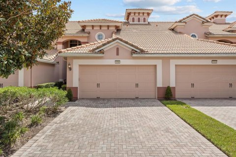 Townhouse in Davenport, Florida 3 bedrooms, 191.29 sq.m. № 1311850 - photo 2